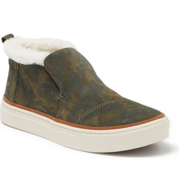 Toms Paxton Camo Sneakers Booties Faux Fur Suede Mid Top Slip On Green Size 10 - Picture 1 of 7